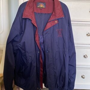 Vintage Sun Mountain jacket in great condition.